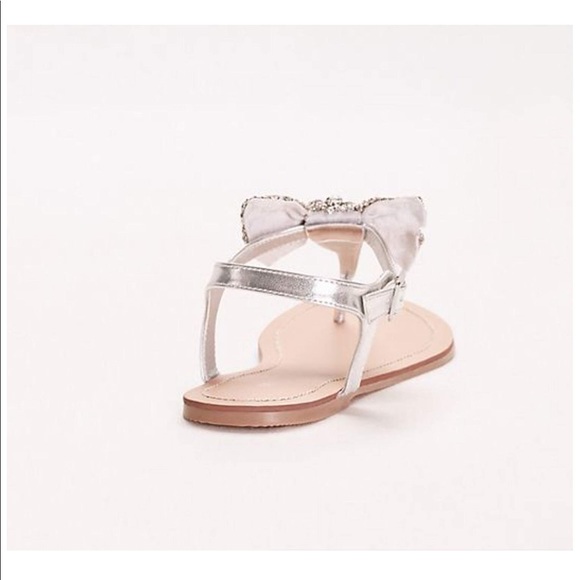 David’s Bridal Rhinestone Bow Sandals - Picture 4 of 4